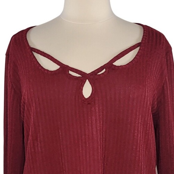 Torrid Rib Scoop Neck Cut Out Long Skeeve‎ Crop Top - Picture 2 of 13